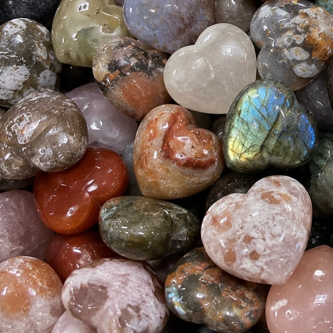 10 LB Mini-cœurs en cristal mélangé – Assortiment poli (sans choix)