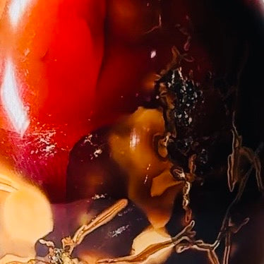 Carnelian Agate Heart Carving (Akik) – Handpicked Crystal Décor