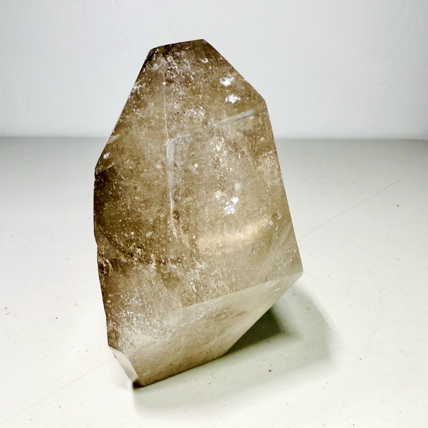 One-of-a-Kind Dream Quartz Freeform with Smoky Tone &amp; Dark Inclusions — 4.6 lb — contenido multimedia del producto 2