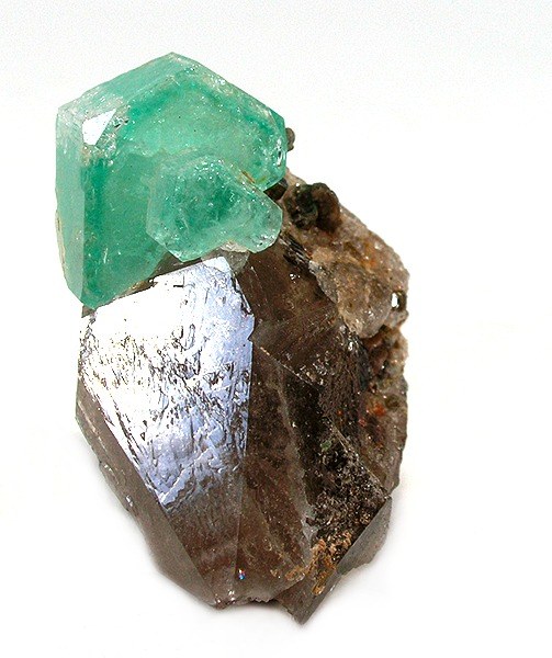 Emerald real specimen reference photograph