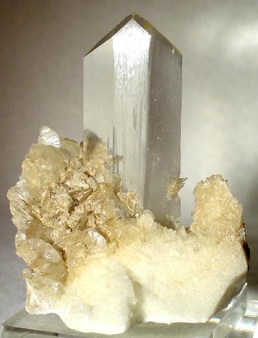 Gypsum real specimen reference photograph