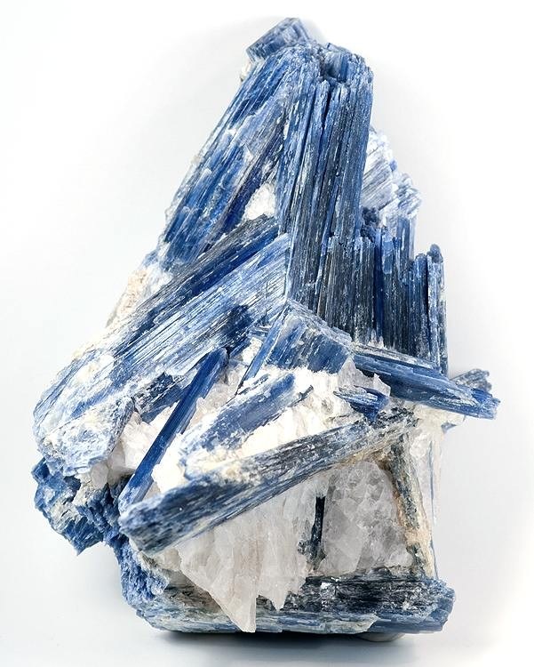 Kyanite real specimen reference photograph