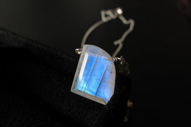 Rainbow Moonstone real specimen reference photograph