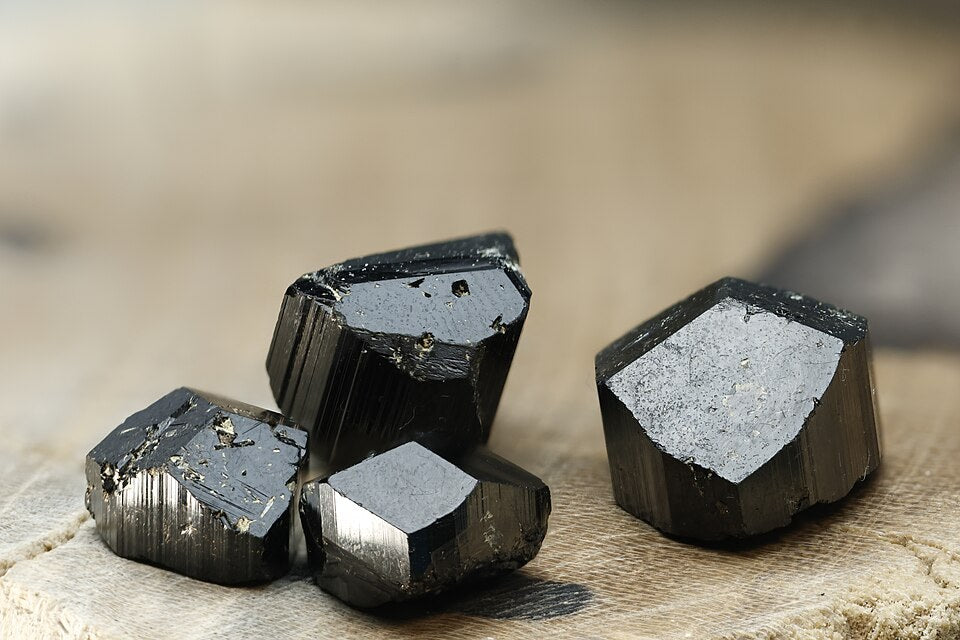 Tourmaline real specimen reference photograph