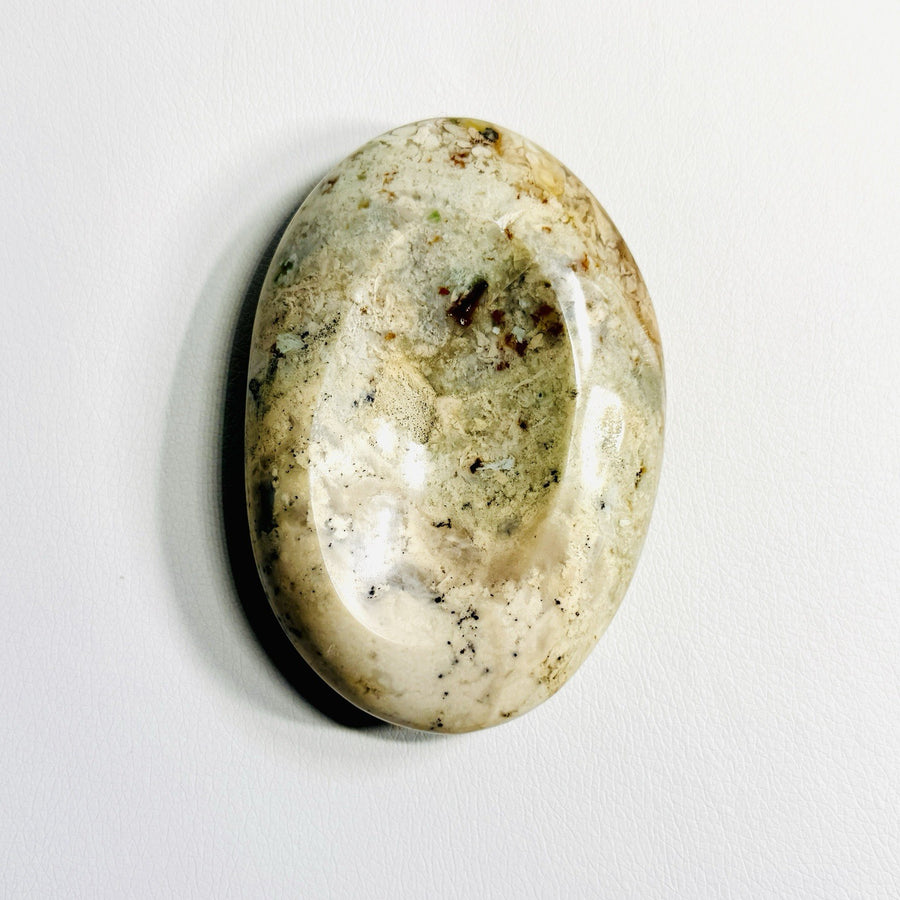 Plato de baratijas de ágata pluma color crema único — 11,4 cm, 453 g — imagen del producto