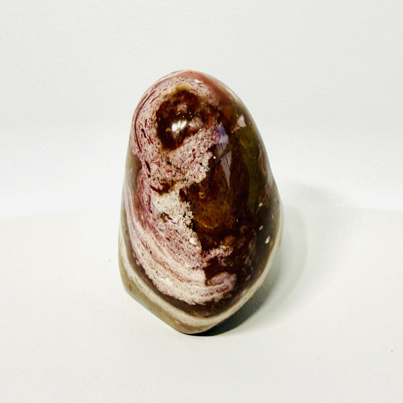 One-of-a-Kind Pink Ocean Jasper Freeform — Polished 410 g Specimen — contenido multimedia del producto 3