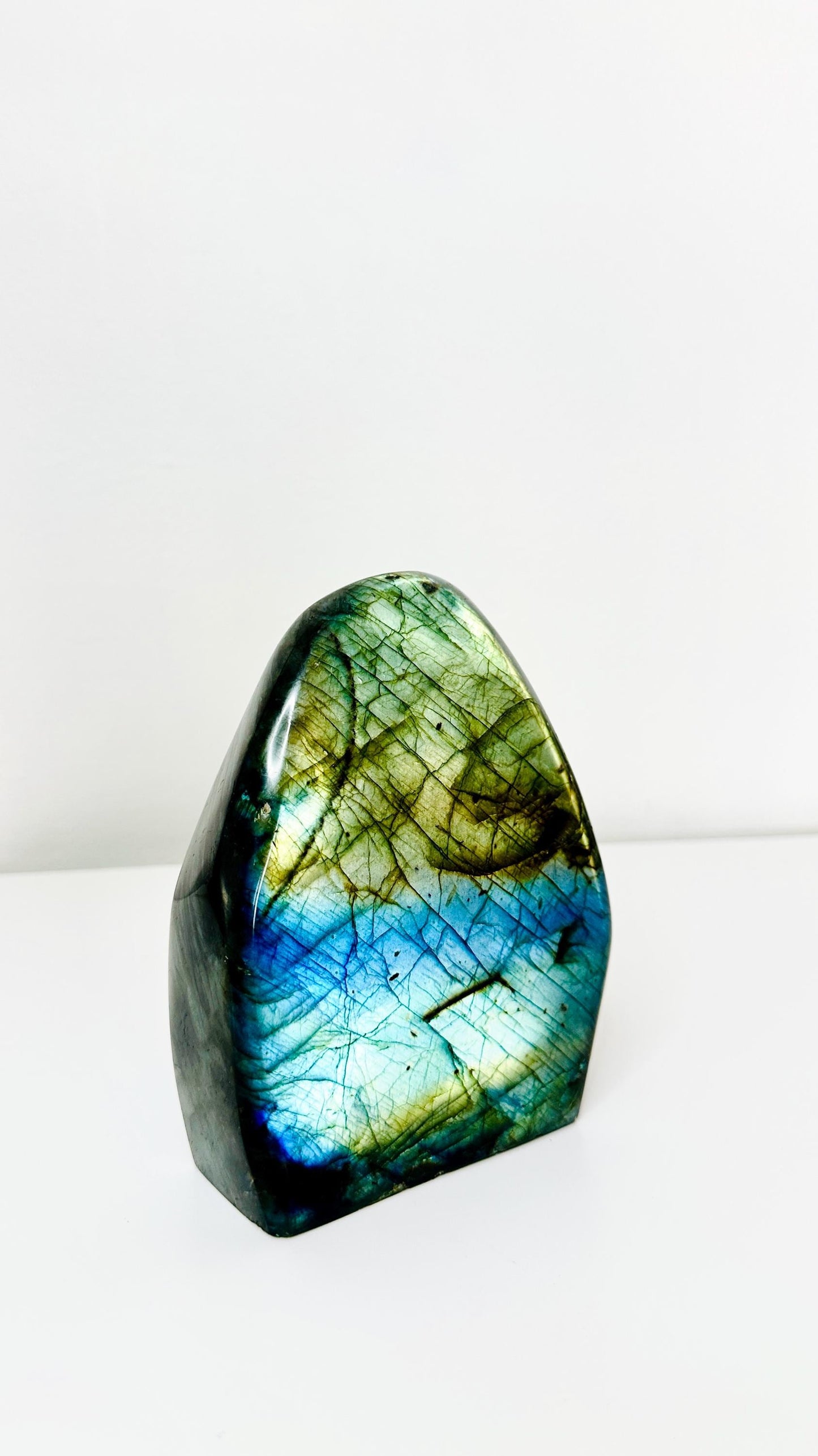 Large Labradorite Freeform Specimen with Rainbow-Like Flashes - 4.9 lbs (2.2 KG) - Intuition Enhancing Crystal