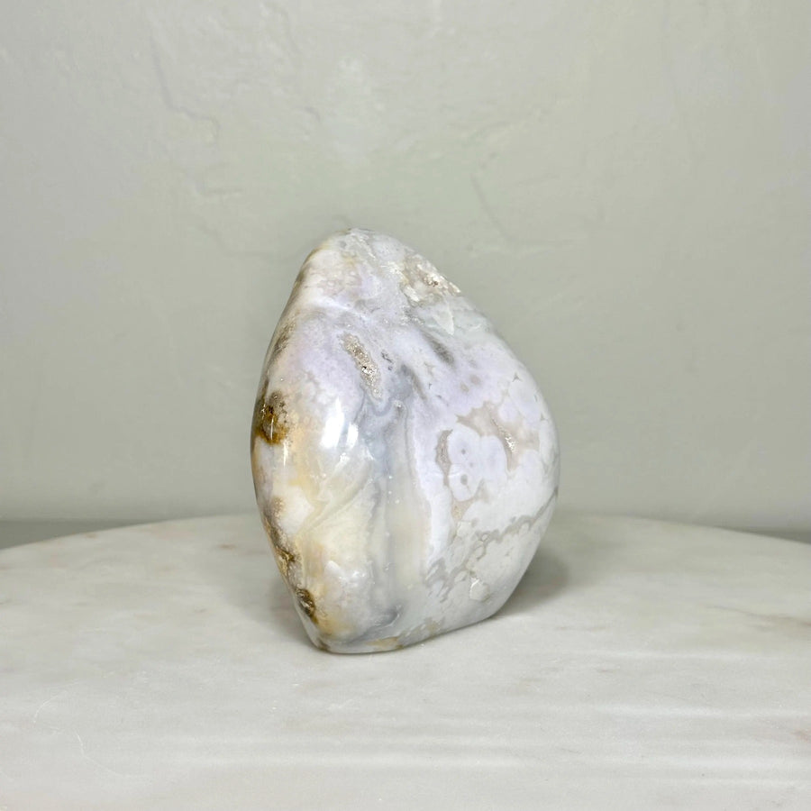 One-of-a-Kind Flower Agate Freeform with Crystal Pocket (4.4 in, 2.2 lb) — image du produit