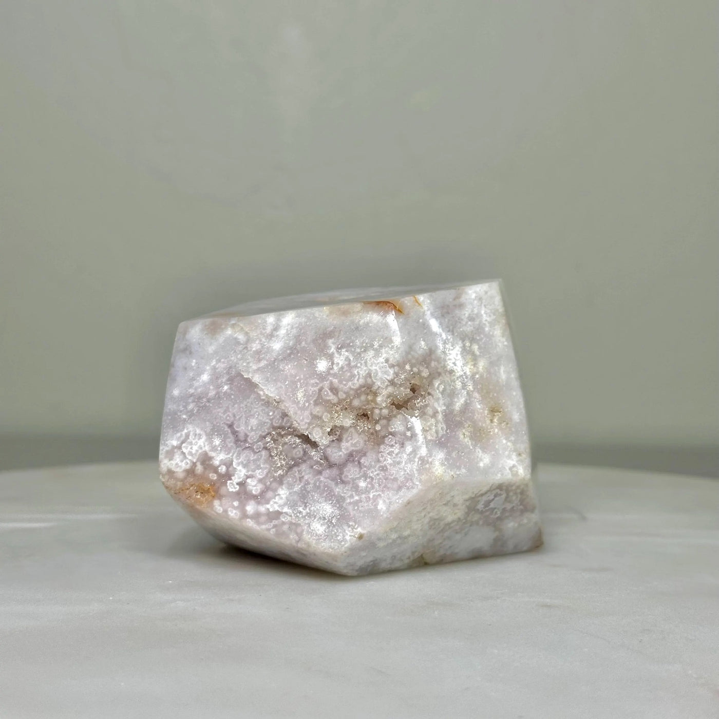 One-of-a-Kind Flower Agate Freeform with Druzy (3.7 in, 1.6 lb) — média du produit 5