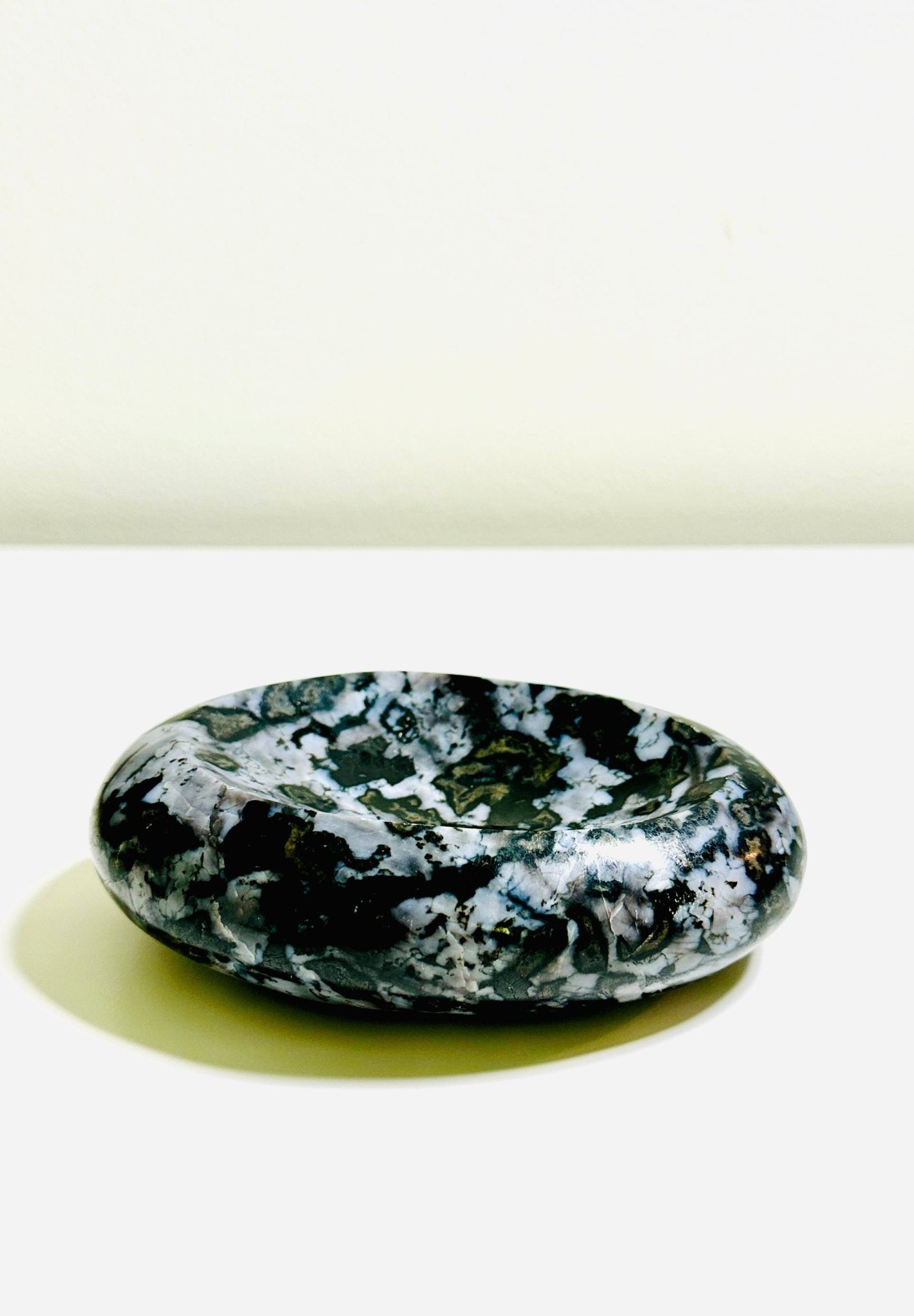 Mystic Gabbro Dish - Elemental Earth Elegance - KREATEUR MIAMI