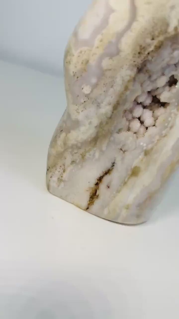 One-of-a-Kind Orchid Flower Agate Freeform with Druzy — 3.2 lb — média du produit 5