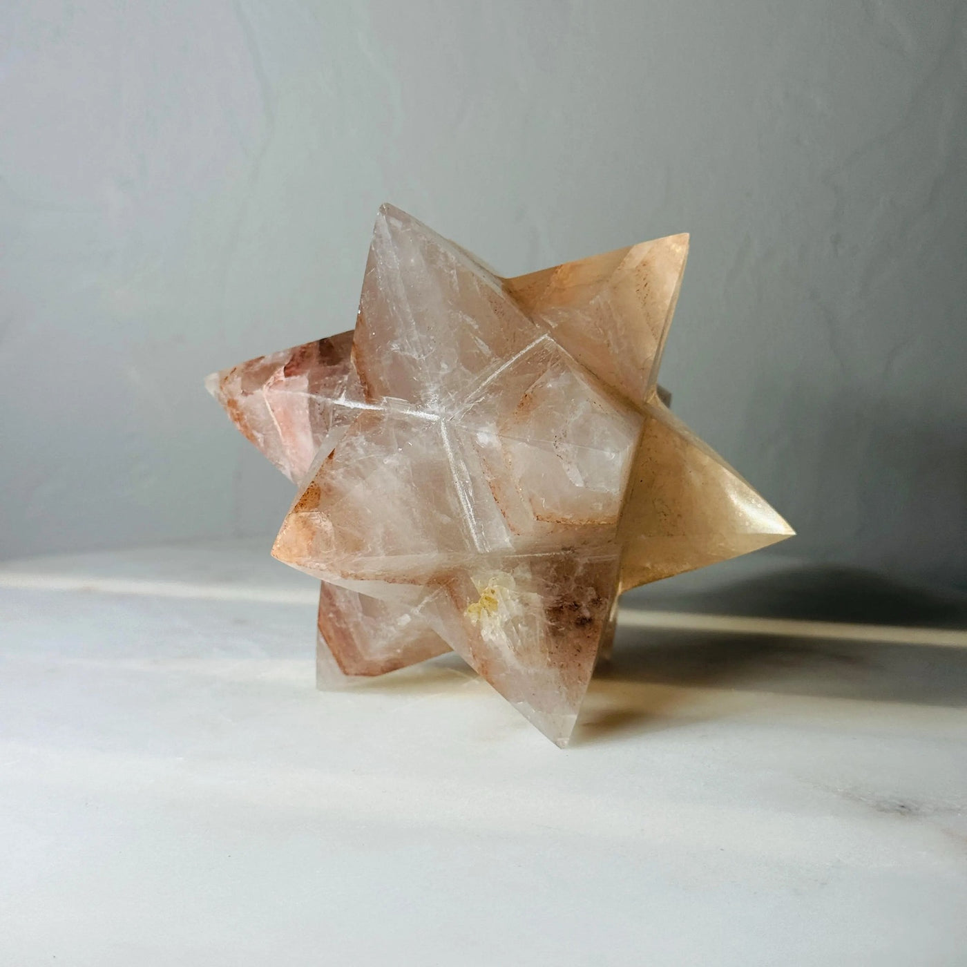 CLEARANCE — Hematoid Quartz Merkaba Star (4 in, 1.8 lb) — contenido multimedia del producto 2