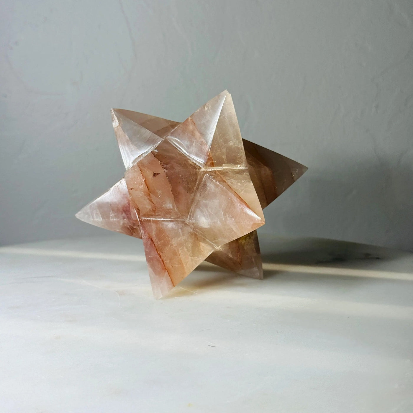 CLEARANCE — Hematoid Quartz Merkaba Star (4 in, 1.8 lb) — contenido multimedia del producto 5
