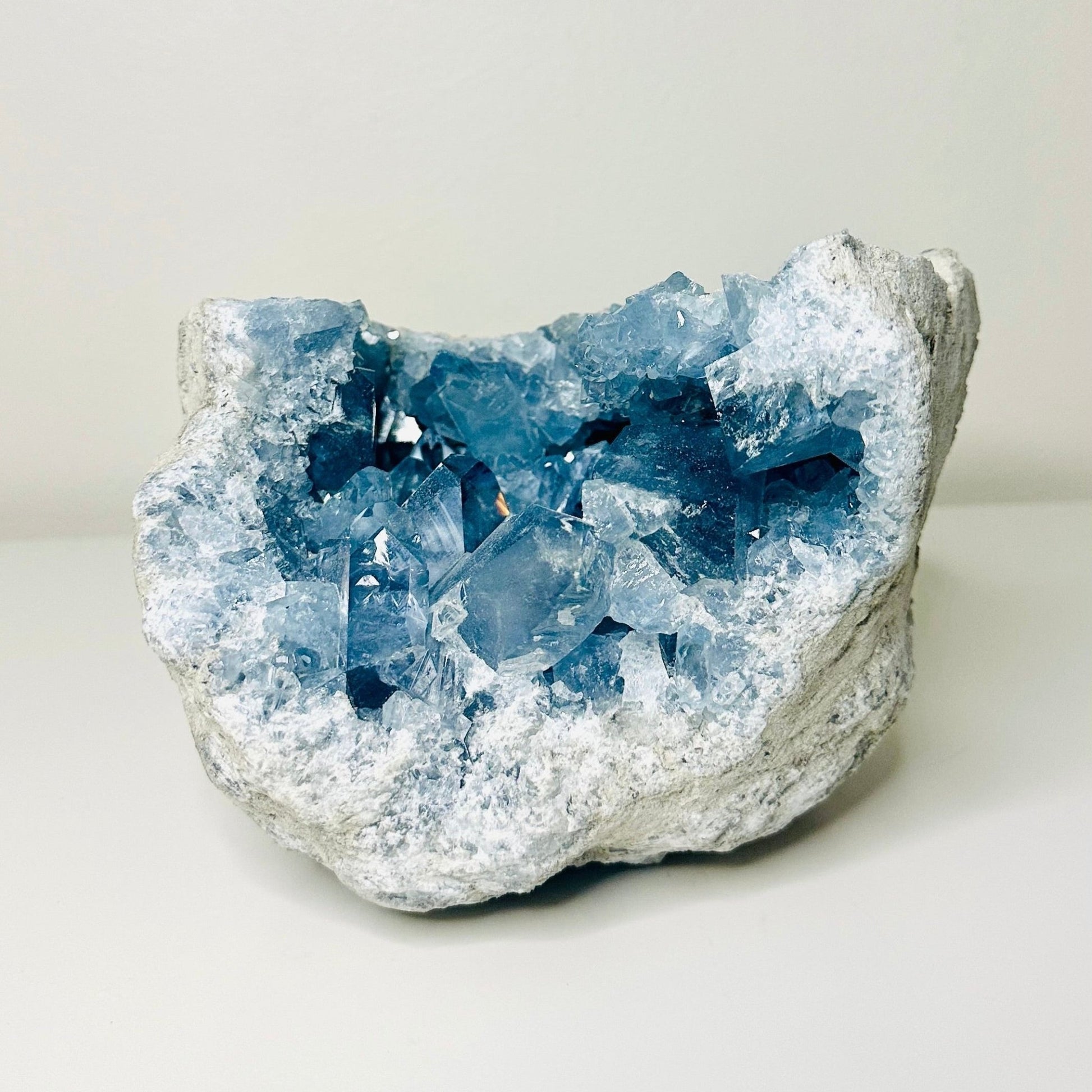 Natural Celestite Cluster - Beautiful Intense Blue Crystals - High Quality From Madagascar - Large Specimen of ~15.4lbs/7kg - KREATEUR MIAMI